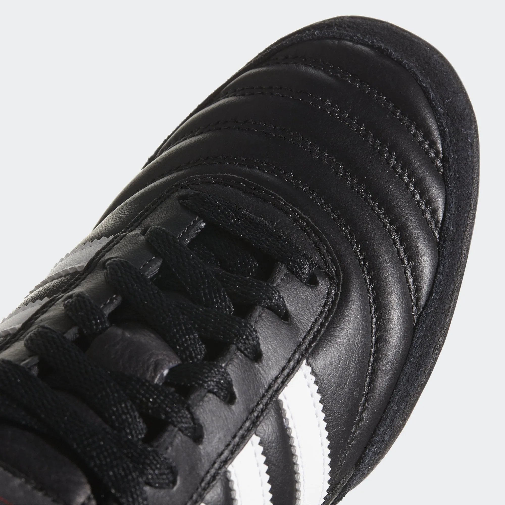 adidas Mundial Team Turf Soccer Shoes