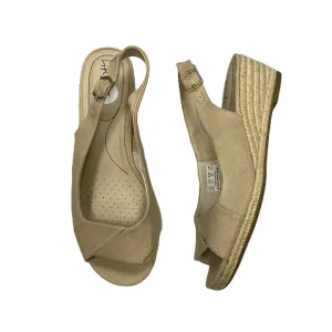 Beige Sandals Heels Wedge By Life Stride, Size: 9