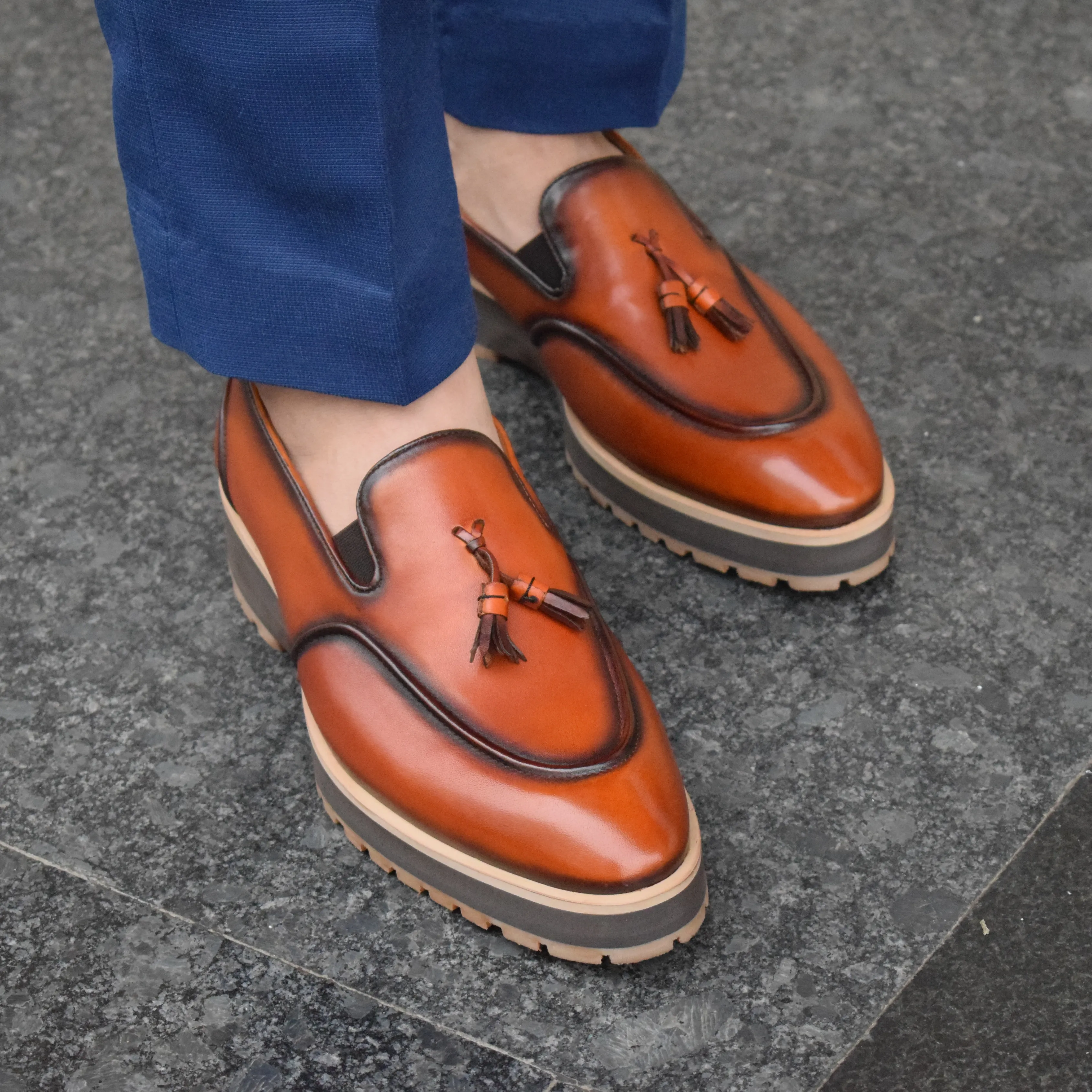 Classic Tassel Loafers - Tan