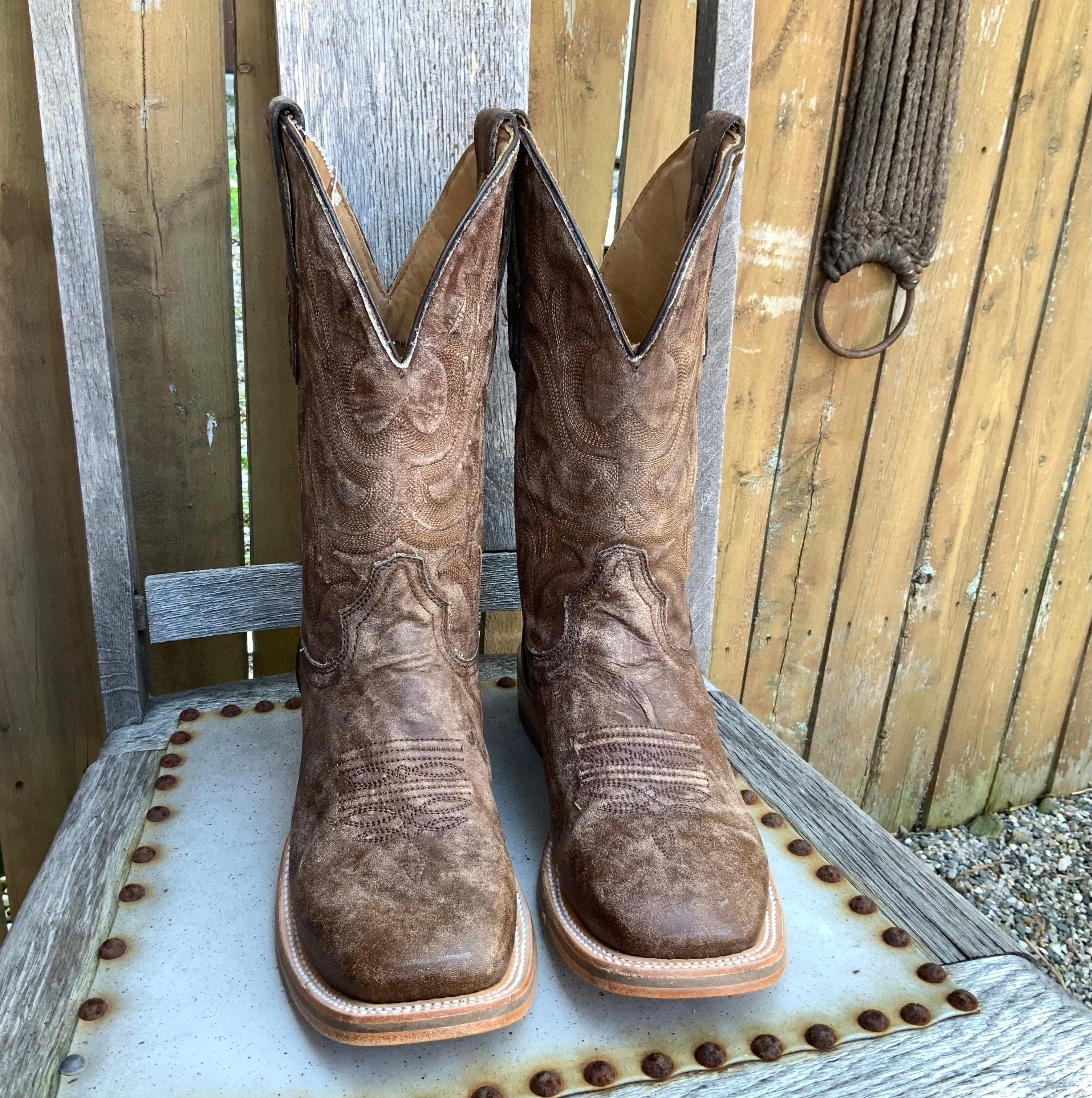 Corral Men’s Distressed Brown Leather Square Toe Cowboy Boots A4105