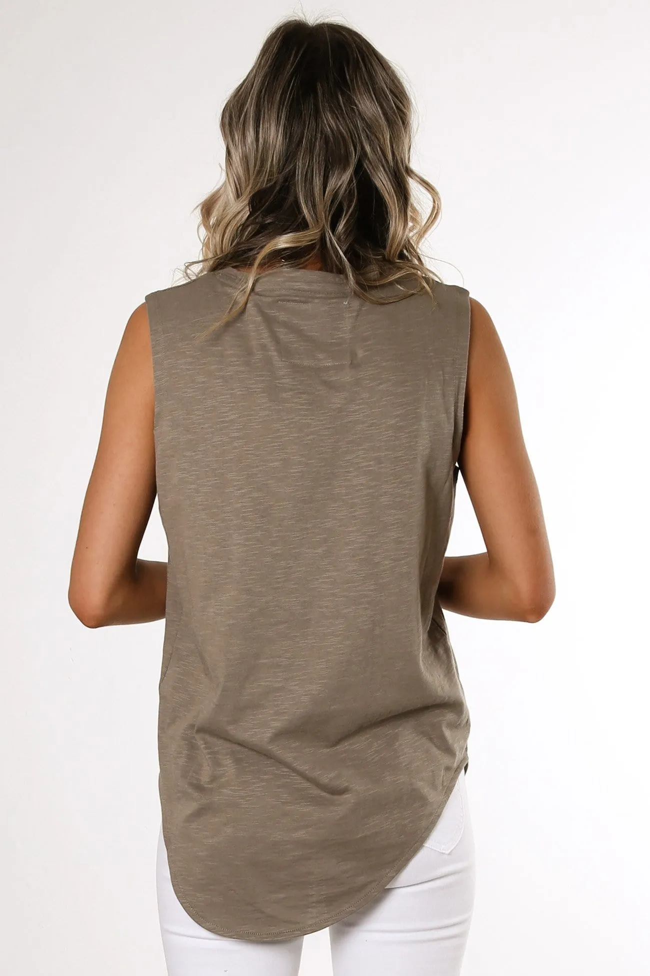 Freycinet Tank Khaki