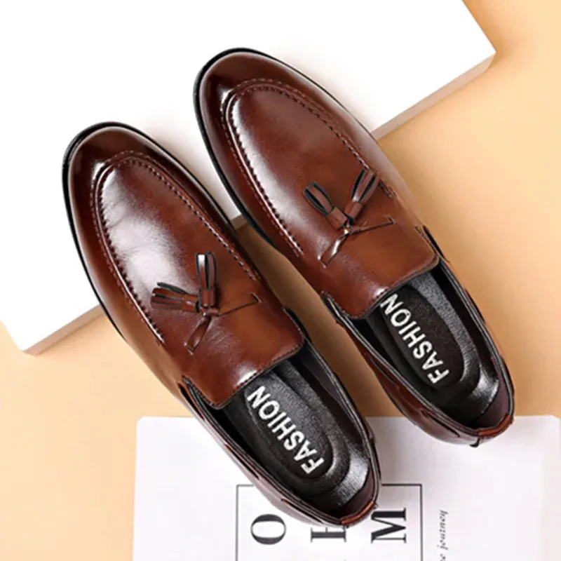 Hnzxzm Men Dress Shoes slip on Casual Business Fashion Leather Low Heel British Style Classic Trendy tassel Loafers for Men moccasins