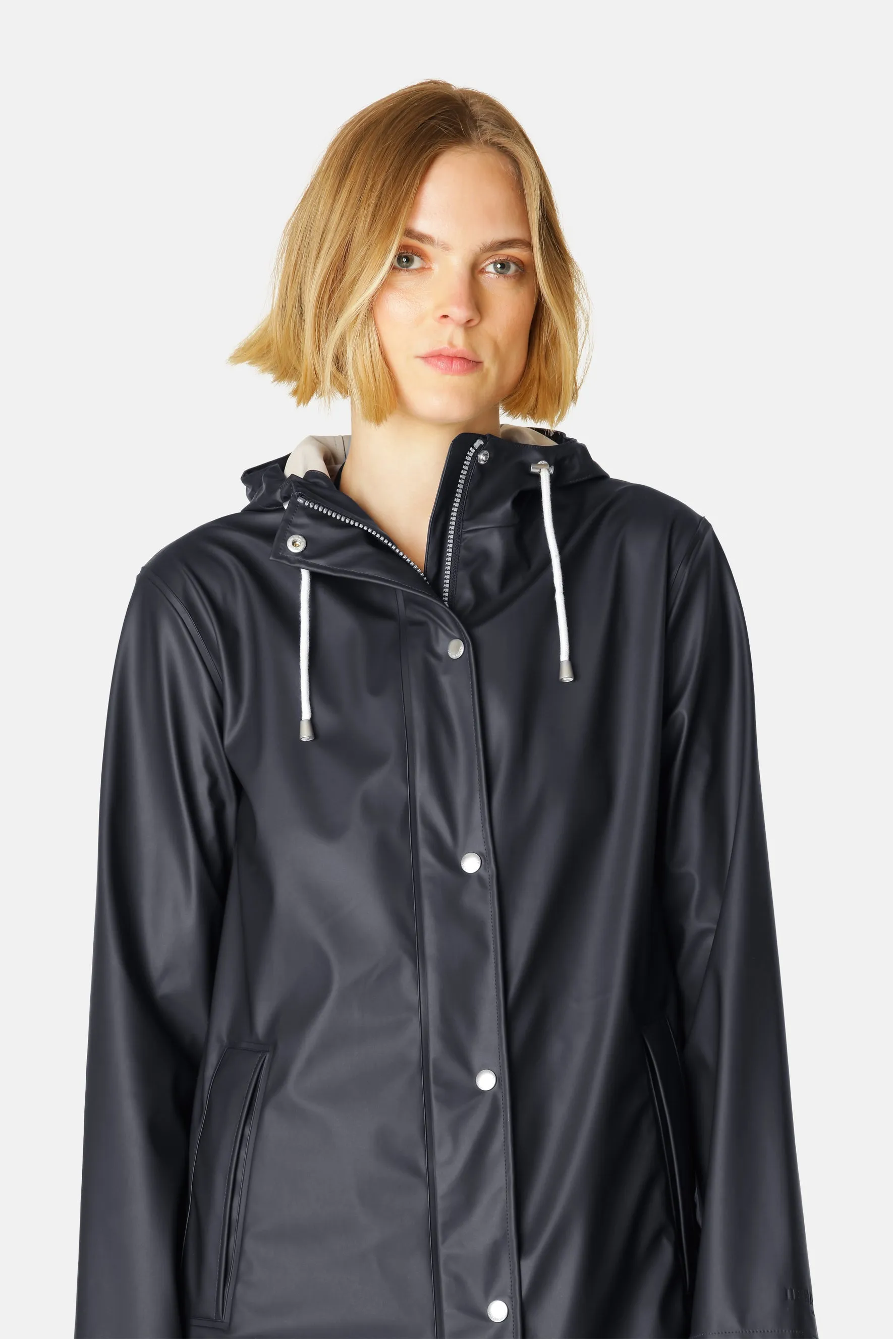 Ilse Jacobsen Hornbæk Rain 228FR Hooded Rubberized Jacket | Dark Indigo 660