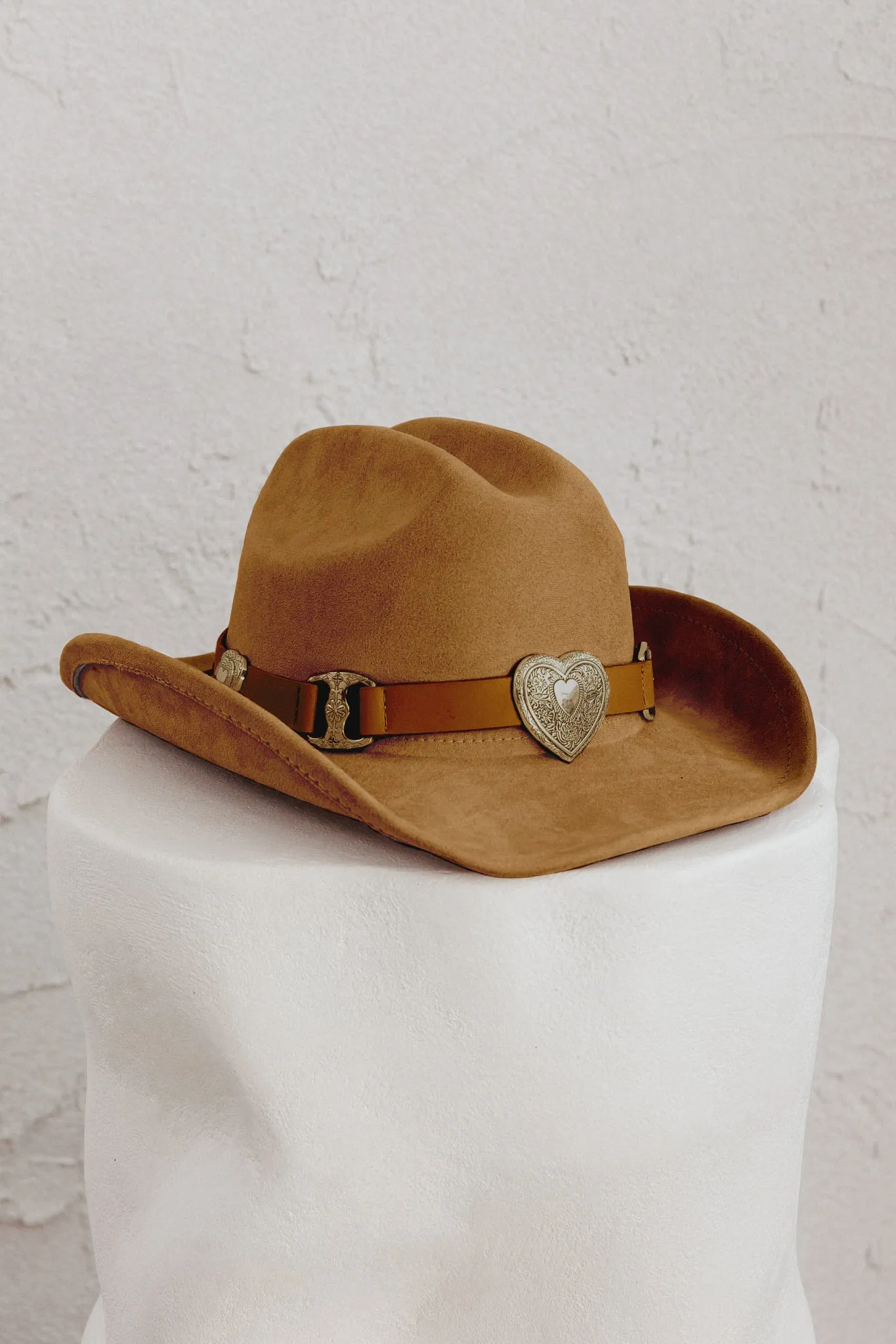 Longhorn Heart Decoration Cowboy Hat Brown