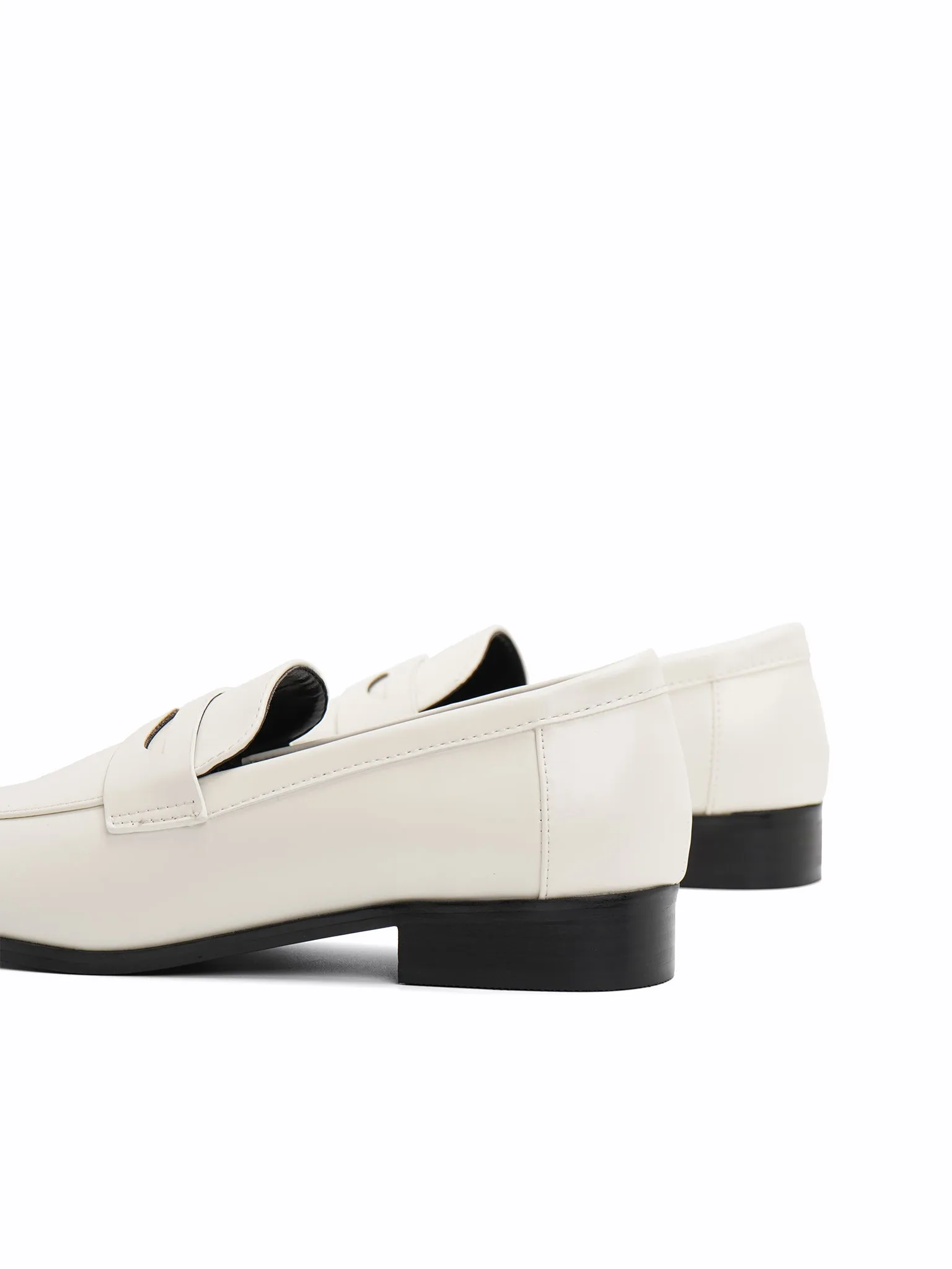 Nakisha Casual Loafers