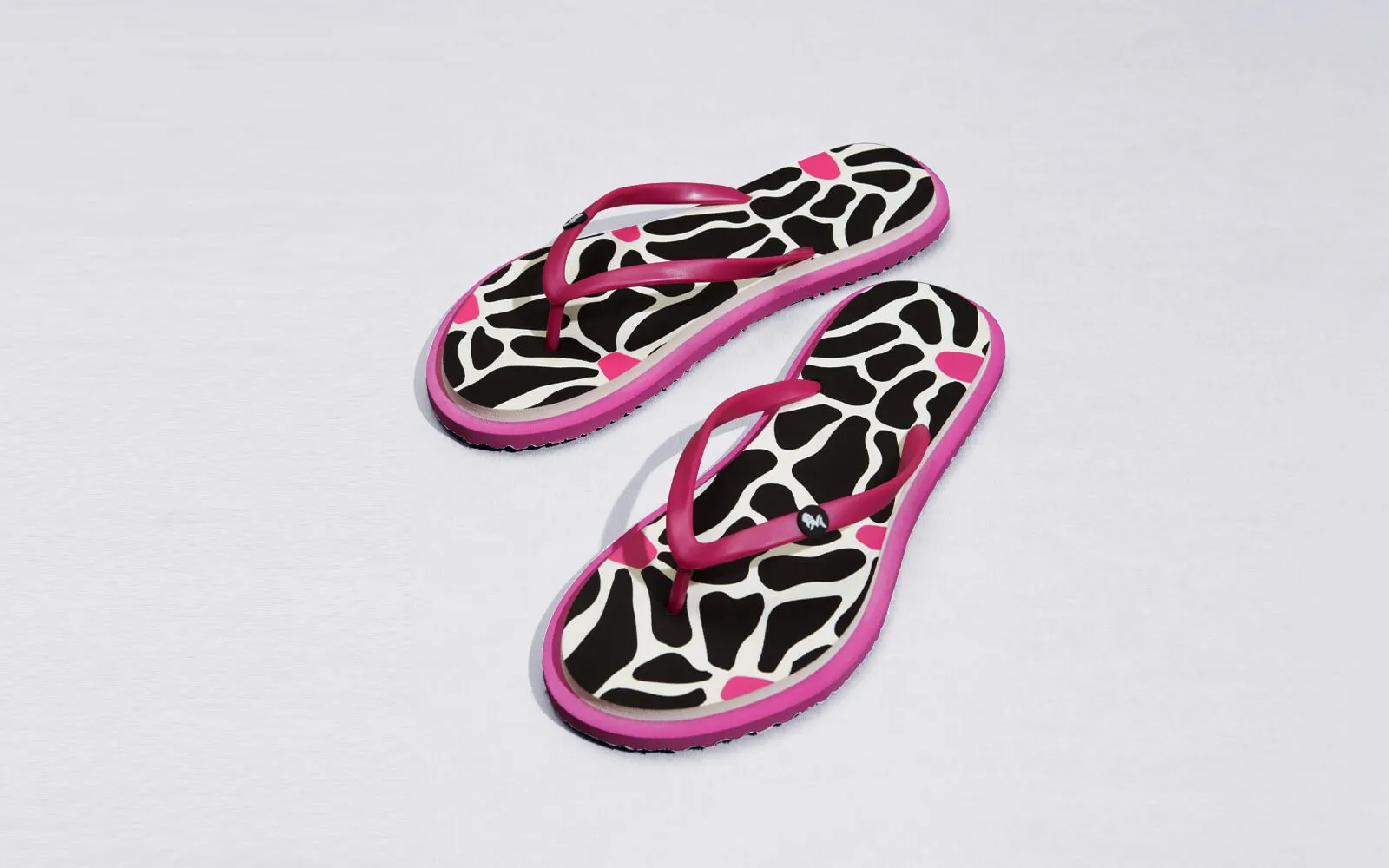 Printed Flip Flops : Black