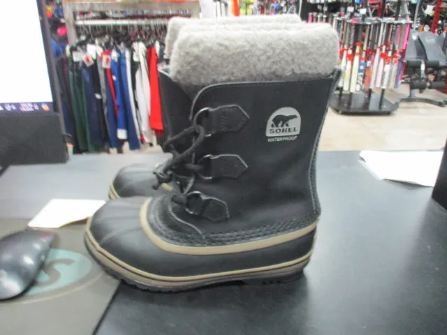 Used Sorel Waterproof Size 3 Snow Boots