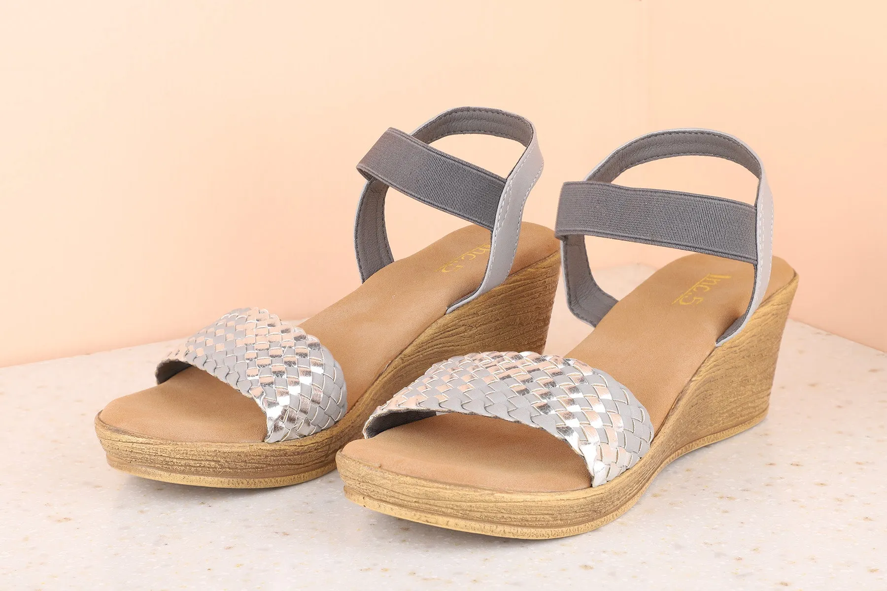 Women Grey Textured Wedge Sandals