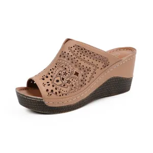 Women's Fashion Platform Wedge Slipper Heels - Brown