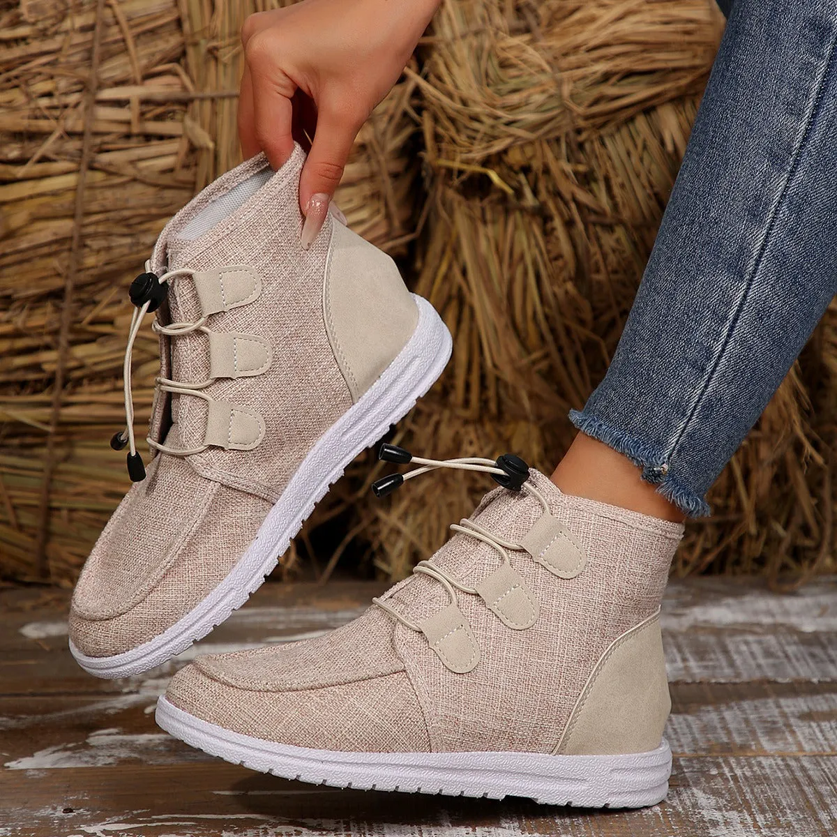 Women's Lace-Up Round Toe Flat Sneakers