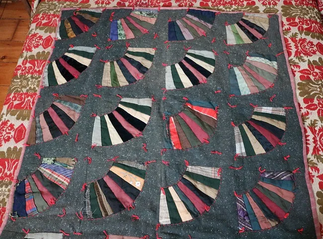 Wool Hand Tied Quilt Bold Fan Design Cozy